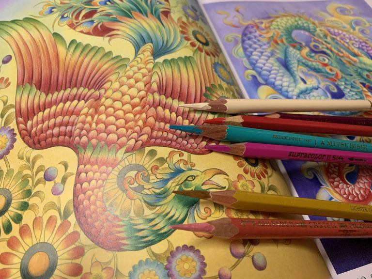 色鉛筆 のおすすめメーカー 8選をご紹介します 奥田みき 観稀舎 光の幻想アート